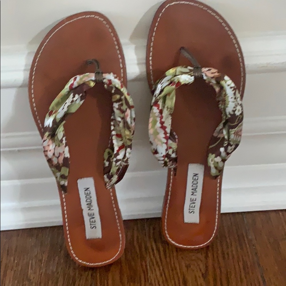 Flip flops Steve Madden